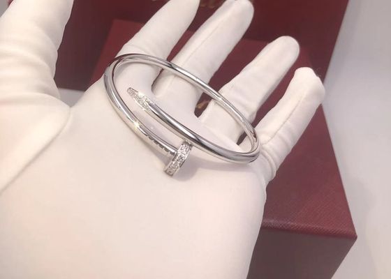Huwelijksgift Uniek Creatief Cartier Nail Bracelet With Diamonds